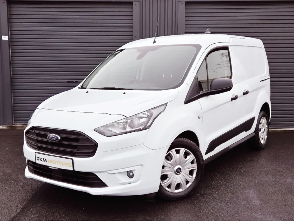 Ford Transit Connect TREND 120HP 3 SEAT SWB - Image 3