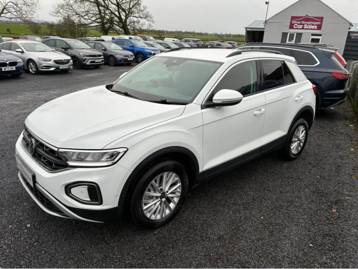 Volkswagen T-Roc LIFE 2.0 TDI MANUAL 6 SPEED (CAME - Image 4