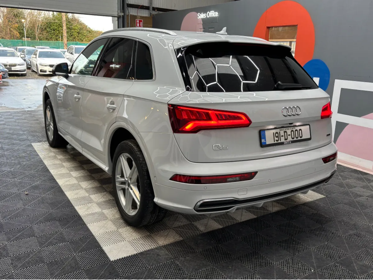 Audi Q5 TDI 4WD - Heated Seats - S-line - Image 3