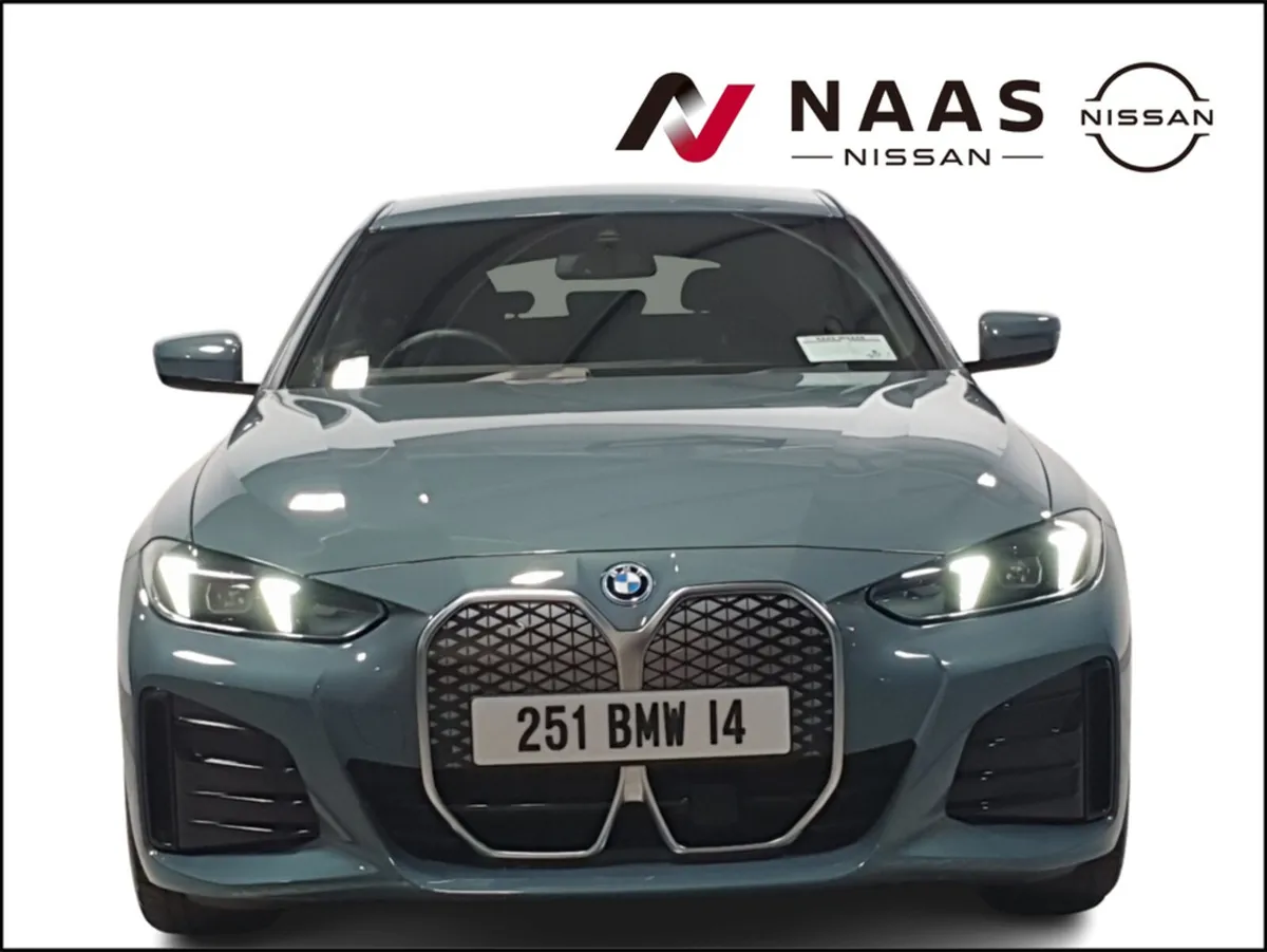 BMW i4 EDRIVE40 M SPORT - Image 3