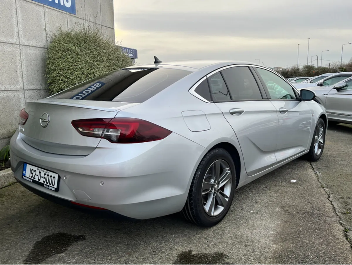 Opel Insignia GRAND SPORT SRI 1.5 PETROL //CARPLAY - Image 4