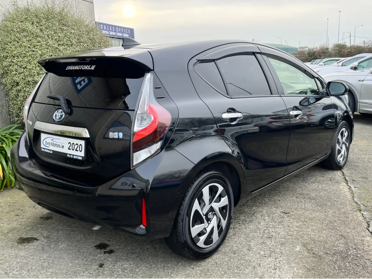 Toyota Aqua S STYLE AUTOMATIC HYBRID 1.5 PETROL // - Image 4