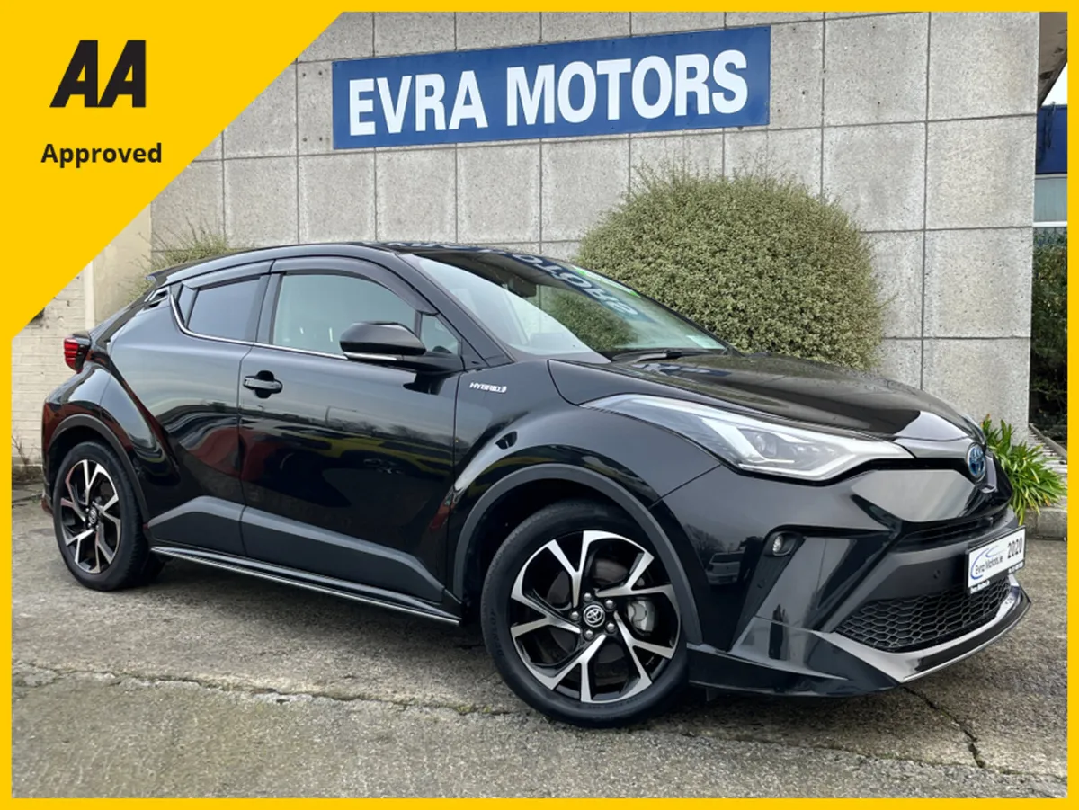 Toyota C-HR SOL HYBRID AUTOMATIC 1.8 PETROL //HIGH - Image 1