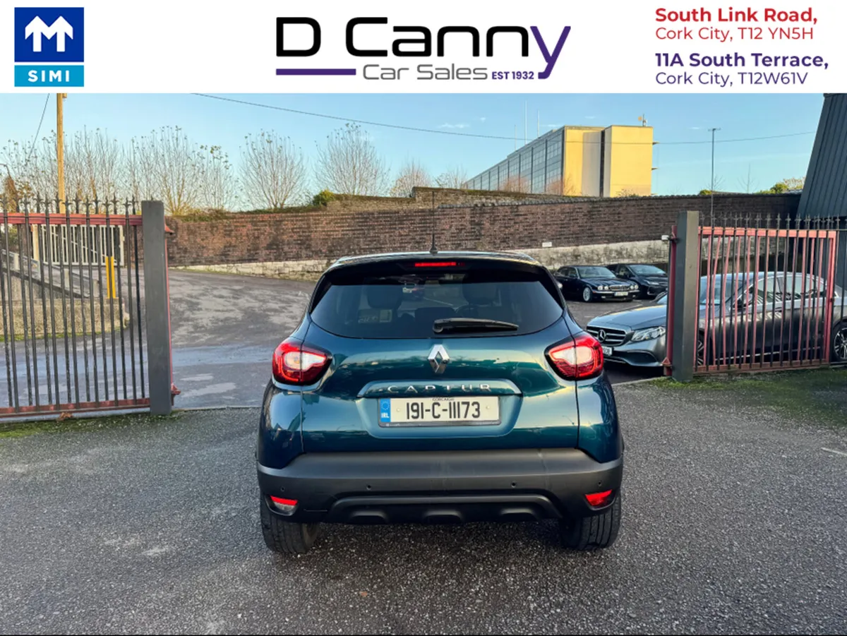 Renault Captur ICONIC DCI 90 MY MY18 5DR - Image 3