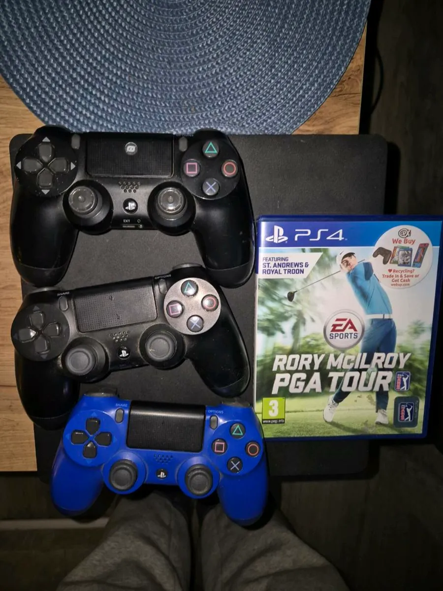 Ps4 with all power cables , 3 controllers, 2 games - Image 1