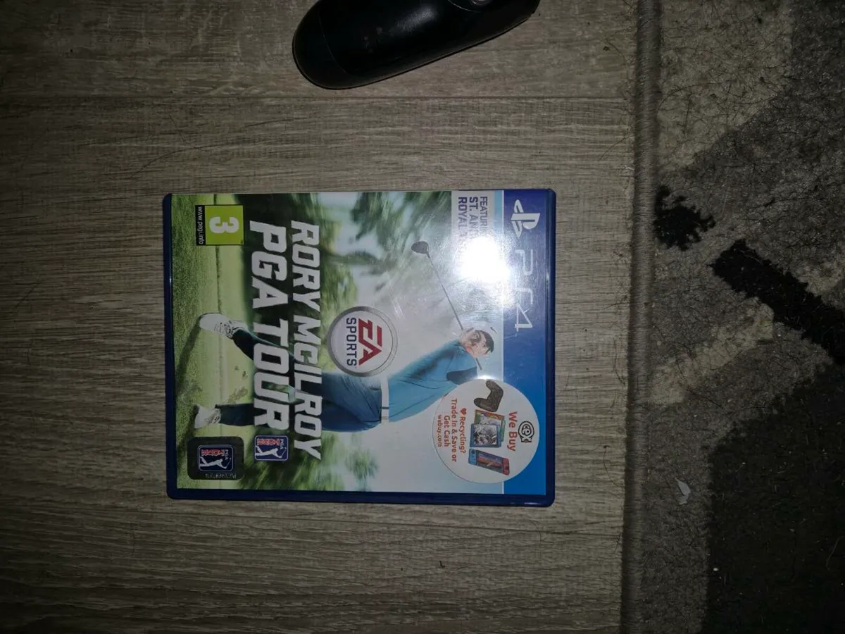 Ps4 with all power cables , 3 controllers, 2 games - Image 2