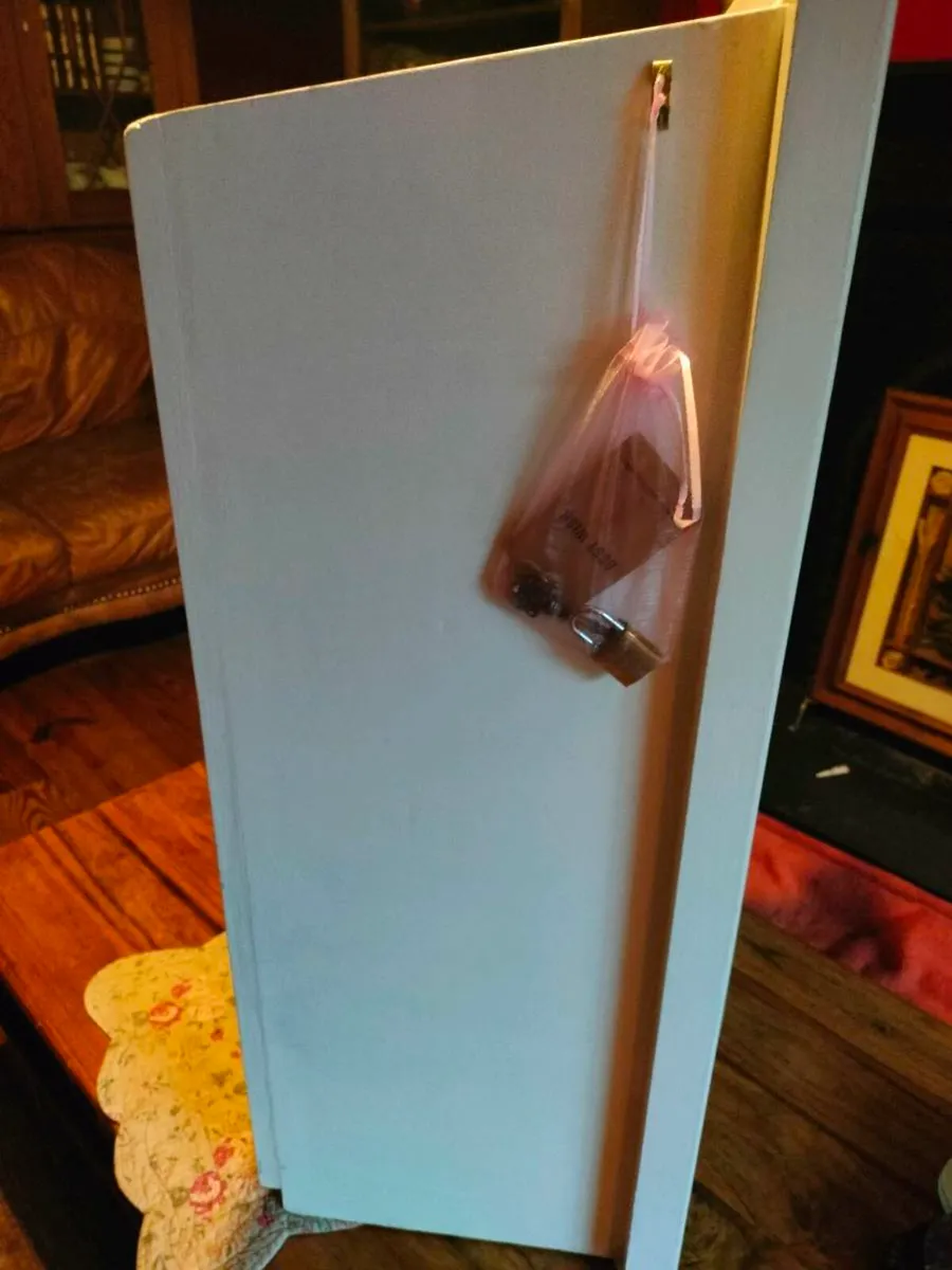 Handcrafted wedding post box for hire. - Image 4