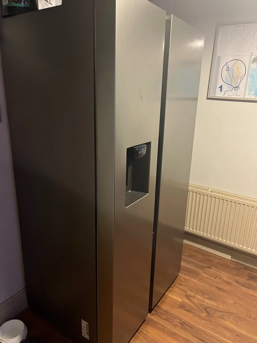 Samsung American Style Fridge Freezer - Image 2