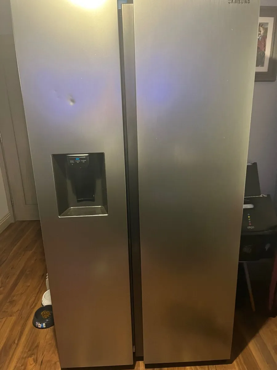 Samsung American Style Fridge Freezer - Image 1