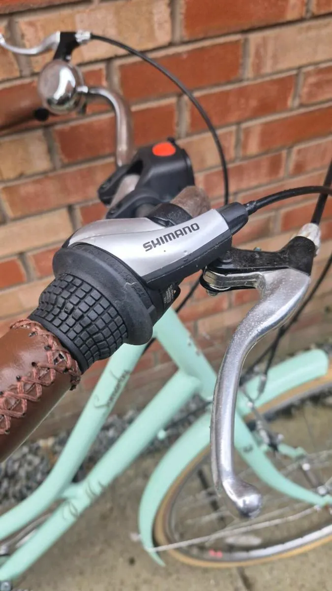 Ladies adult city bike bicycle - Image 1