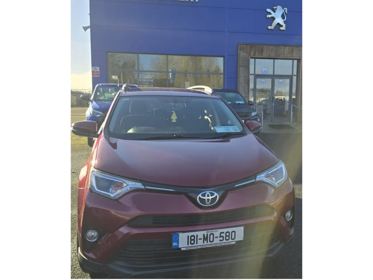 Toyota RAV4 RAV4 2.0 D-4D LUNA 4DR - Image 1