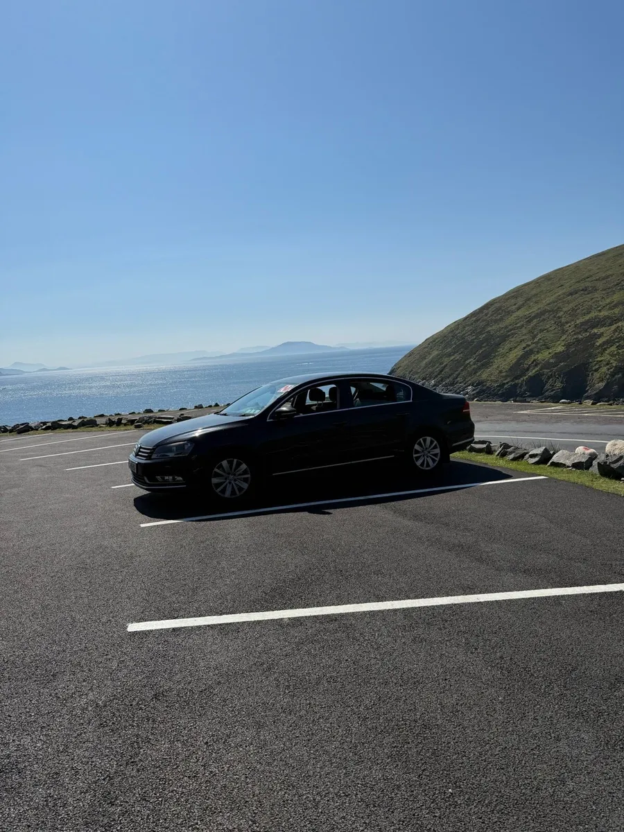 2011 VW Passat - Image 2