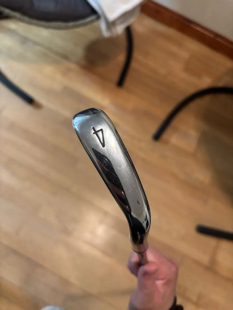Titleist t200 4 iron - Image 2