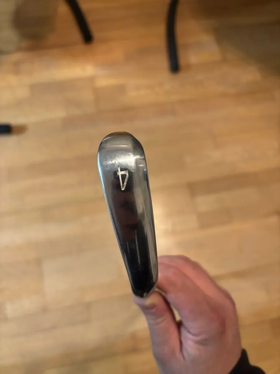 Mizuno mp20 4 iron - Image 2