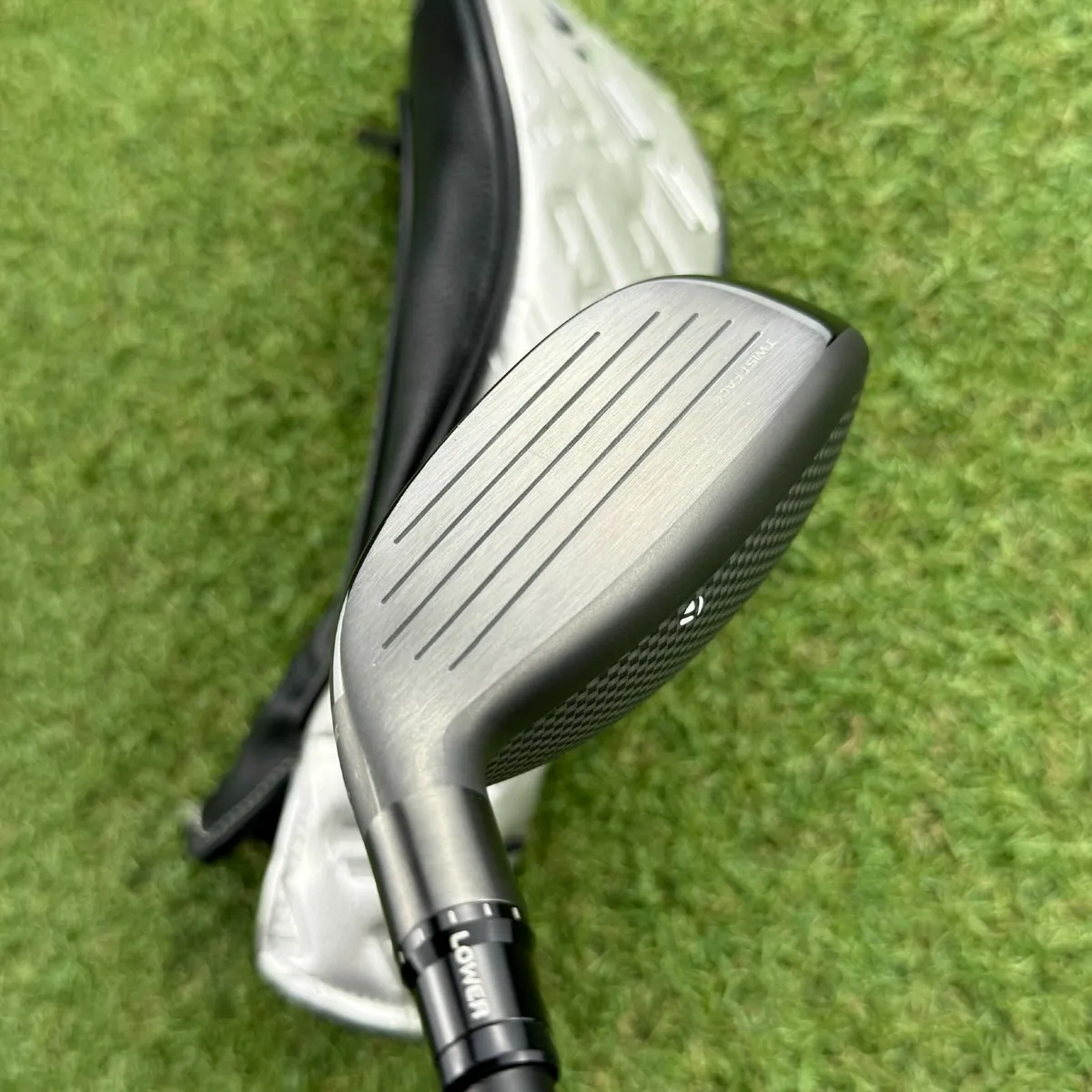 Taylormade Qi35 Hybrid / #3 19° / Stiff - Image 3