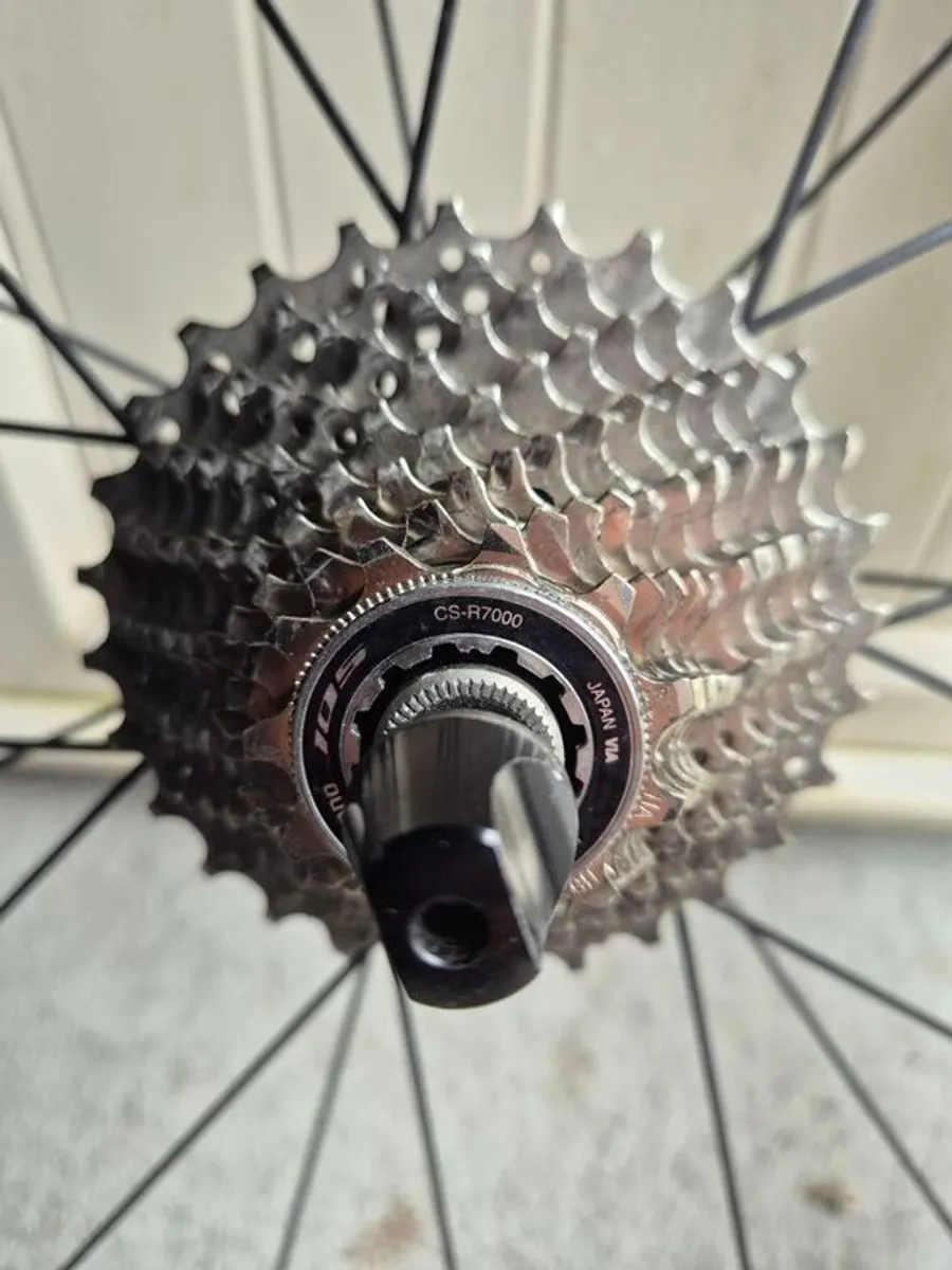 DT Swiss Arc 1400 Dicut wheelset - Image 3