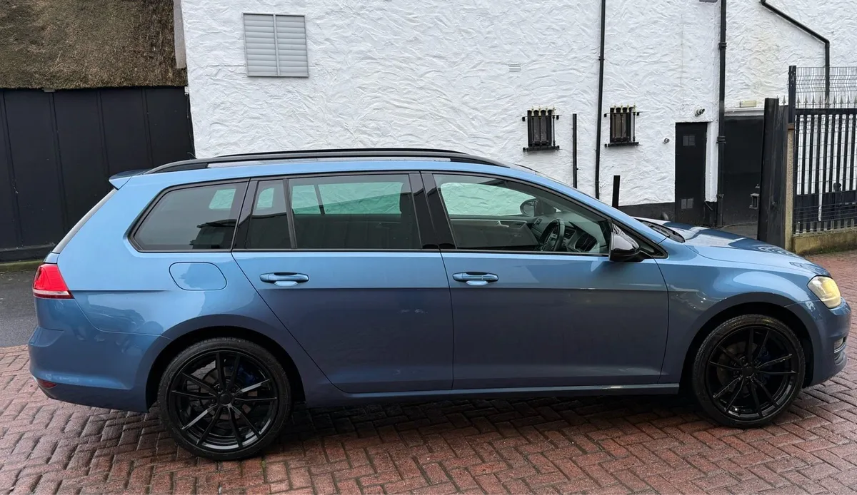 VW Golf Estate Automatic - 1.2 TSI - €10,200 - Image 4