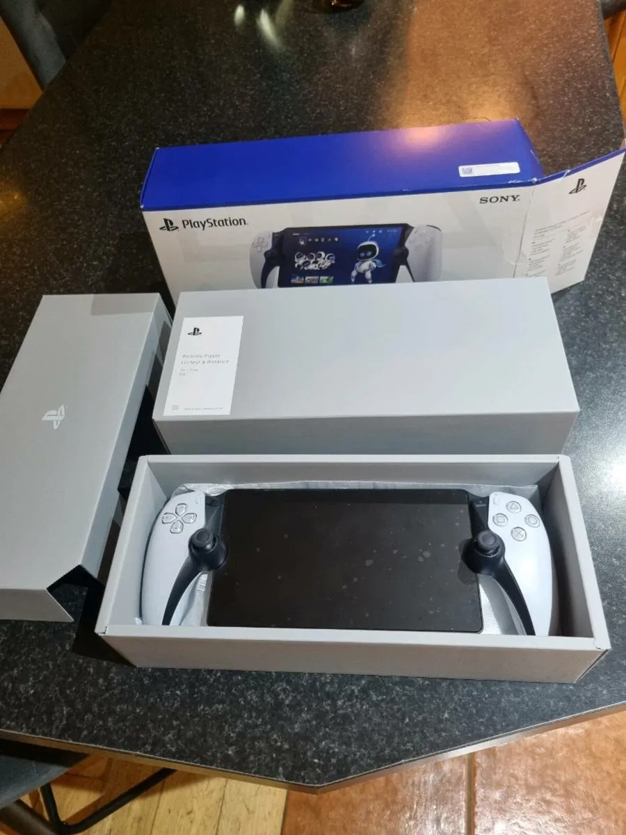 Playstation PS5 portable - Image 1