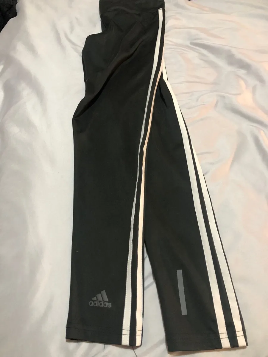 Ladies adidas leggings size M €10 - Image 1