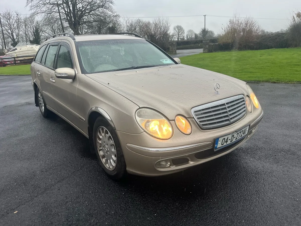 Mercedes e320 Crew Cab - Image 2