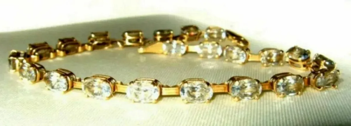 Vintage Hallmarked 14ct Gold Tennis Bracelet - Image 3