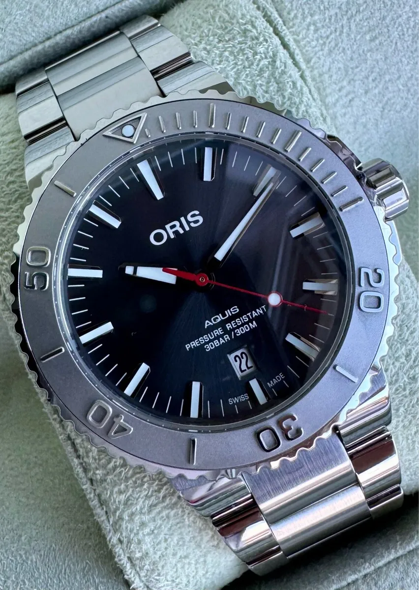 Oris Aquis Date Relief 43,5 - Image 1