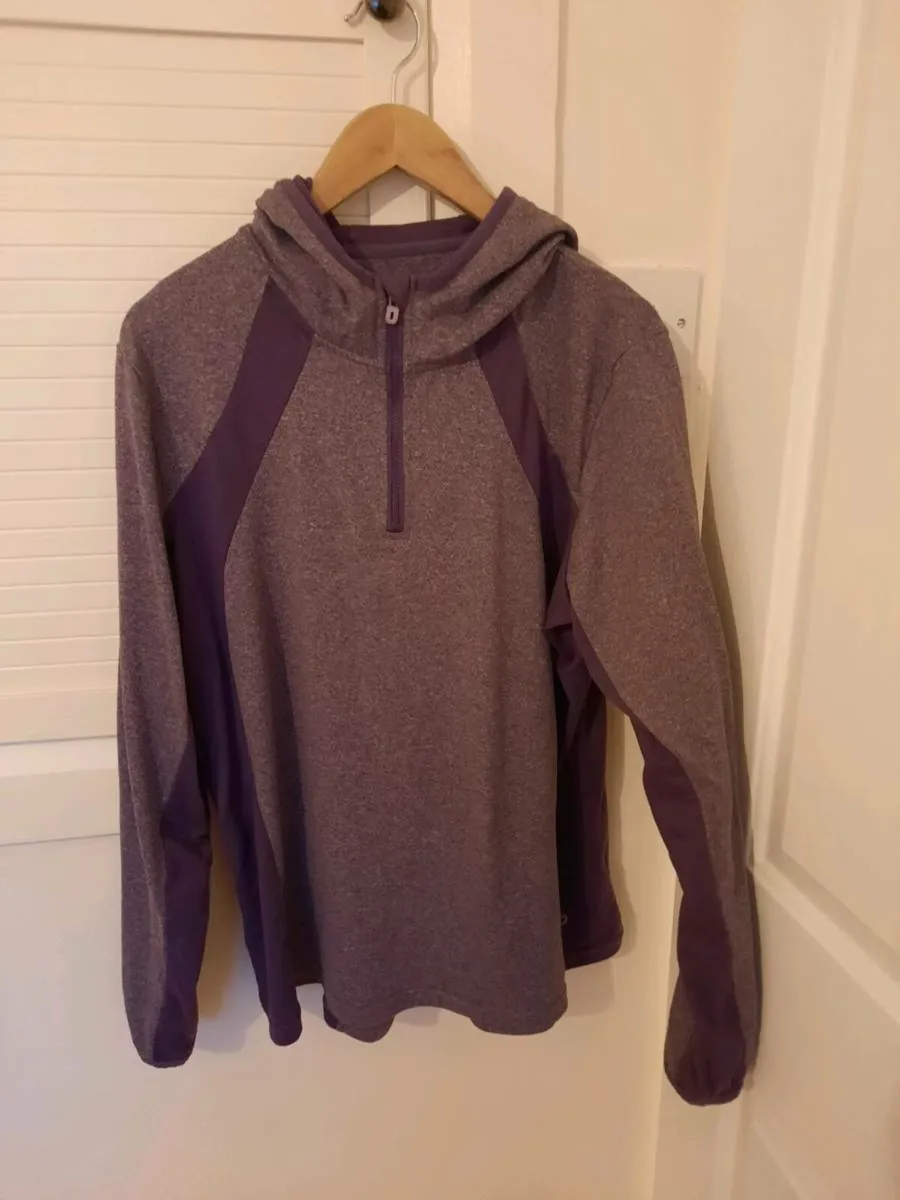 Dunes stores sport hoodie - Image 1