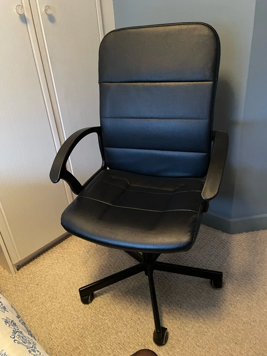 Leather computer chair