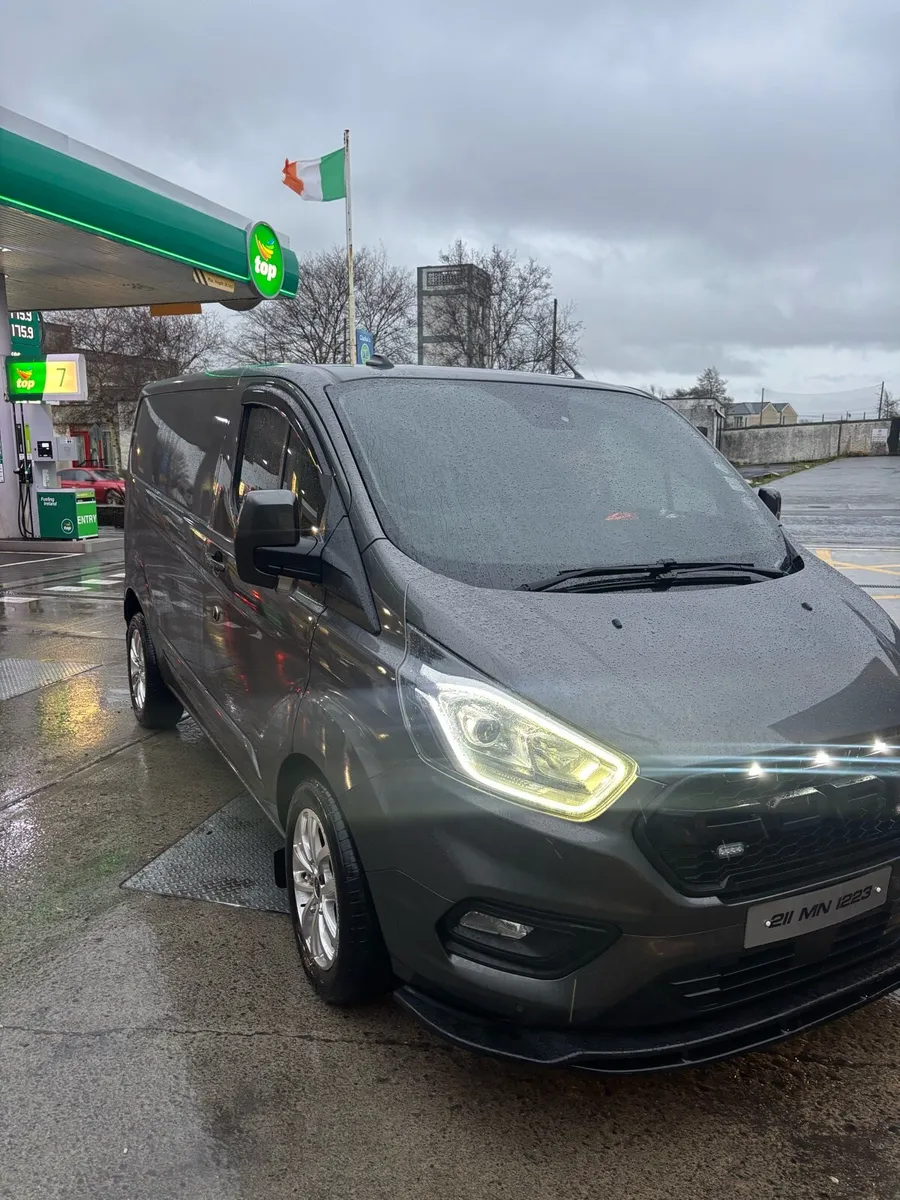 Ford transit custom 211 limited edition 140 bhp - Image 3