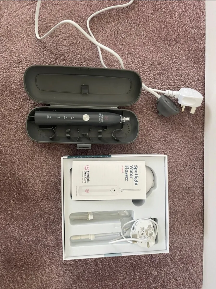 Spotlight  Water Flosser and Sonic Toothbrush - Image 3