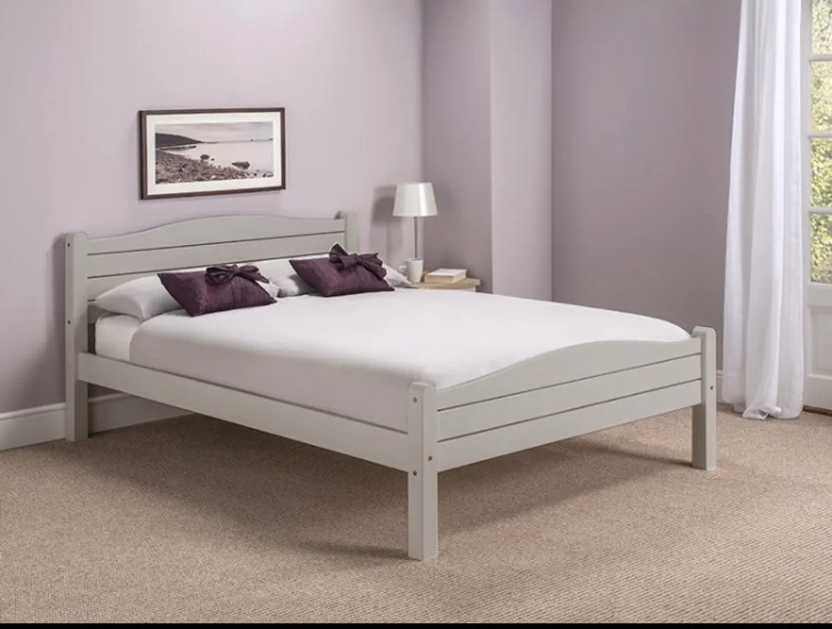 Double bed frame