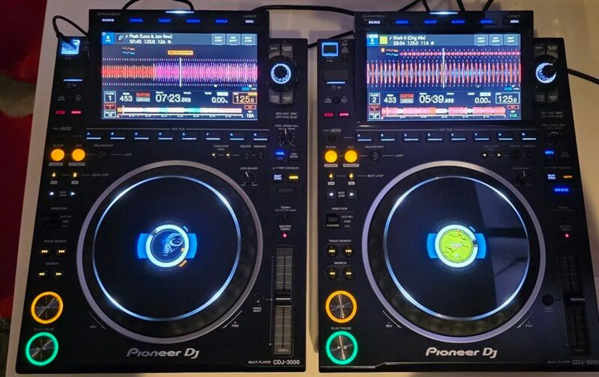 Pioneer CDJ3000 Pair - Image 1