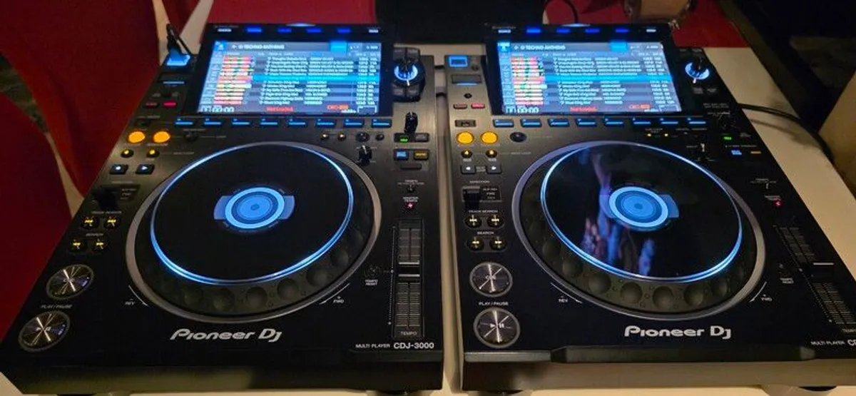 Pioneer CDJ3000 Pair - Image 2
