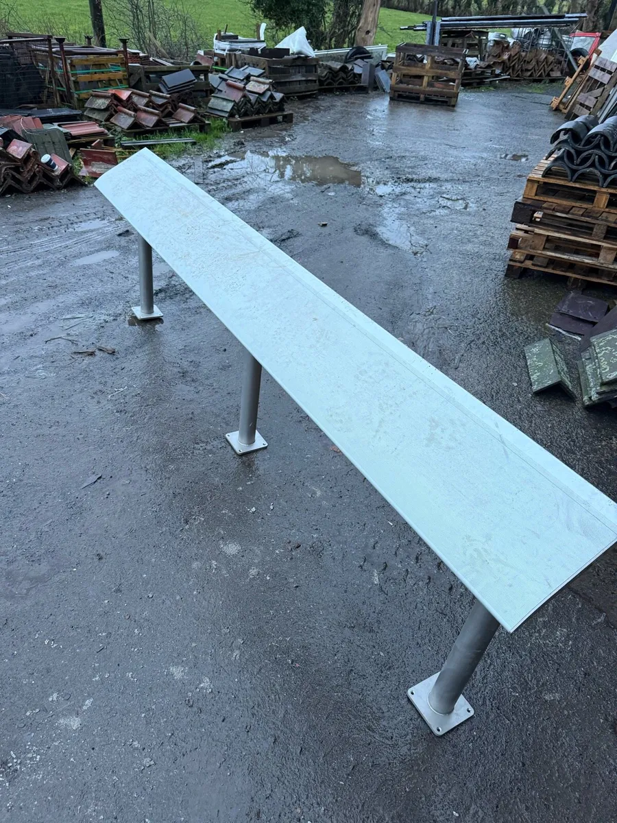 New aluminium perch bench - Image 3