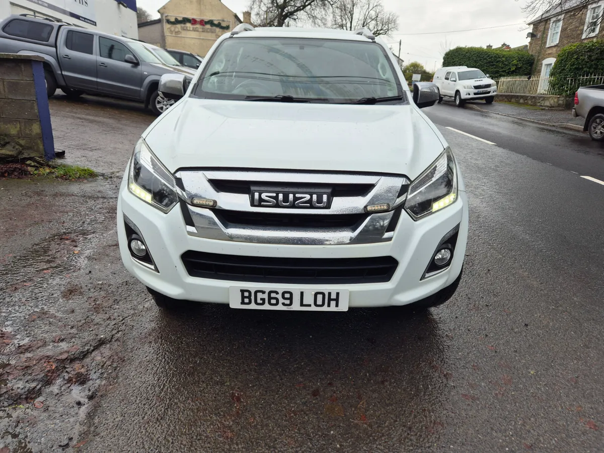 Isuzu  max  crewcab - Image 1