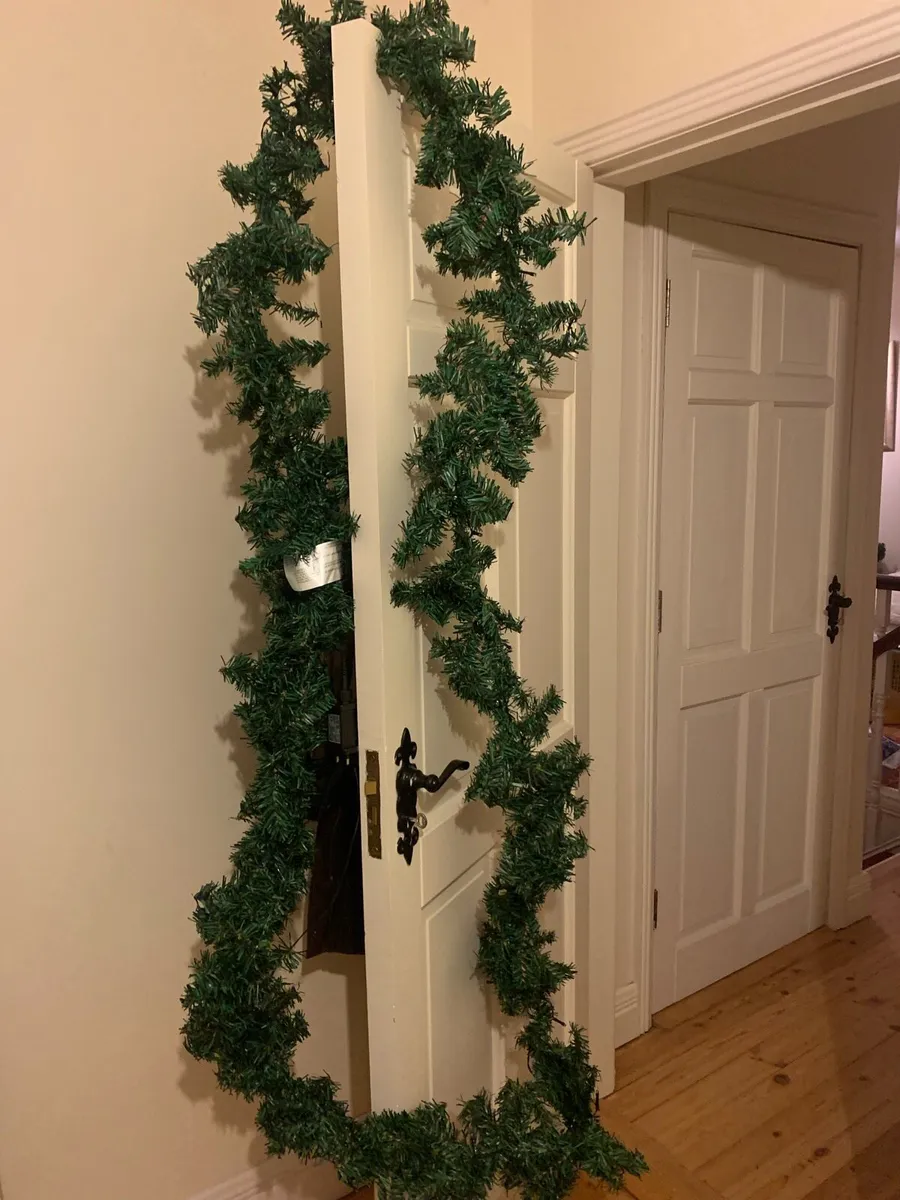 Christmas door garland - Image 3