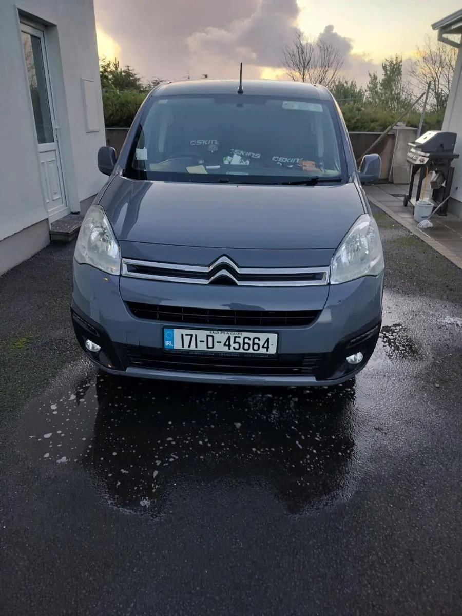 171 Berlingo Van (noVat) - Image 1