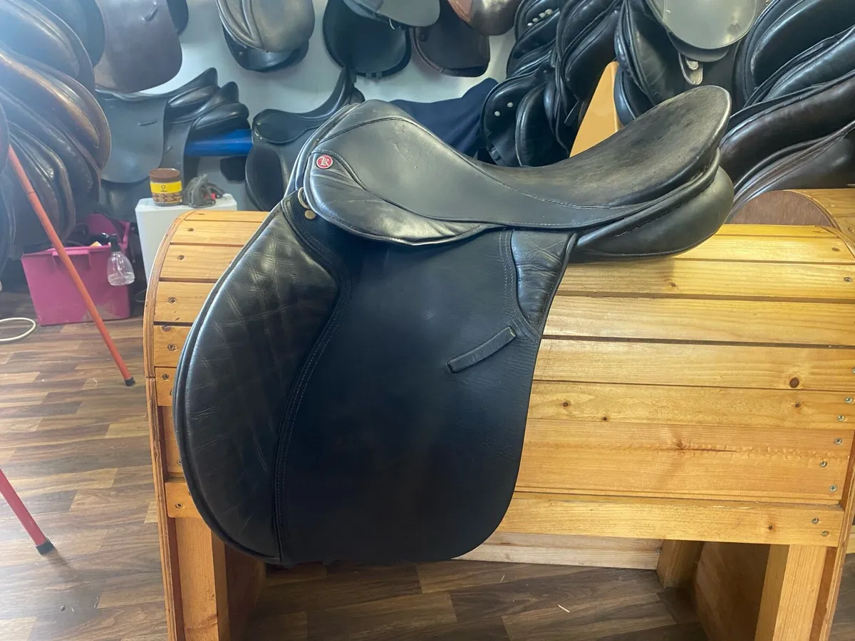 Kings black Leather saddle - Image 1