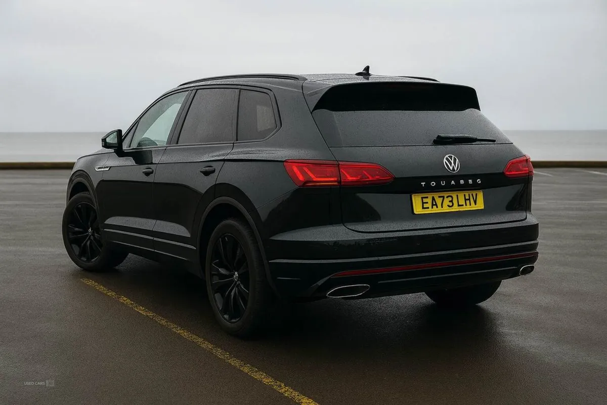 Volkswagen Touareg Diesel Estate - Image 2