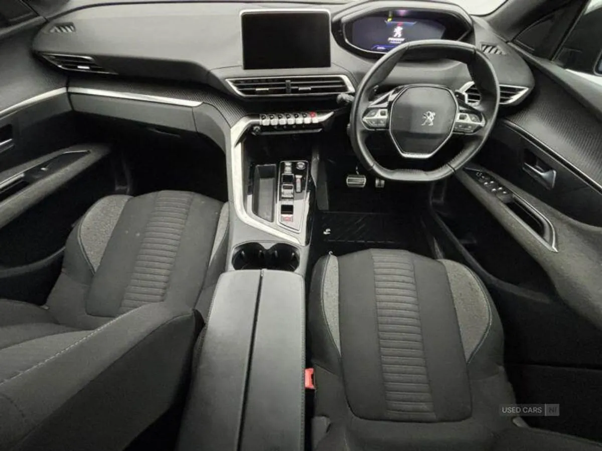 Peugeot 3008 Diesel Estate - Image 2