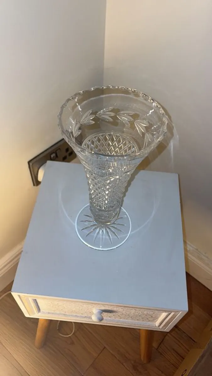 Waterford crystal vase - Image 2