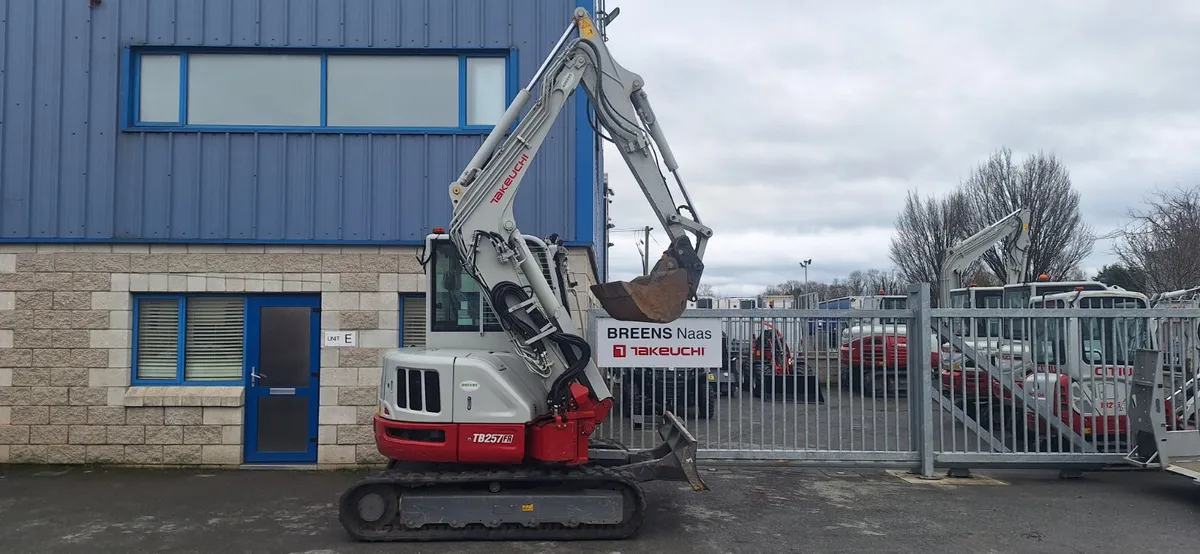 Takeuchi TB257FR - Image 1
