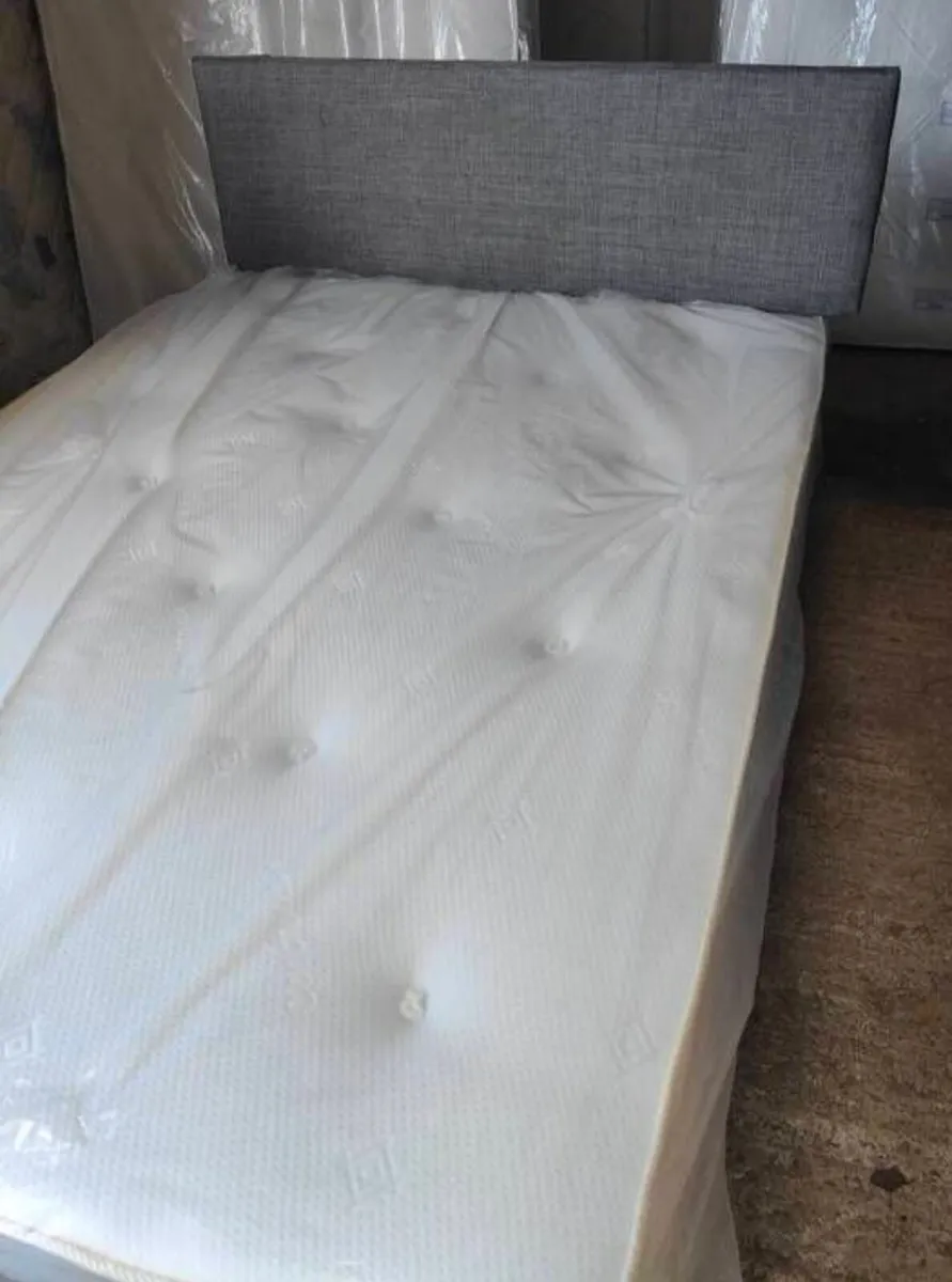 Double divan bed - Image 3