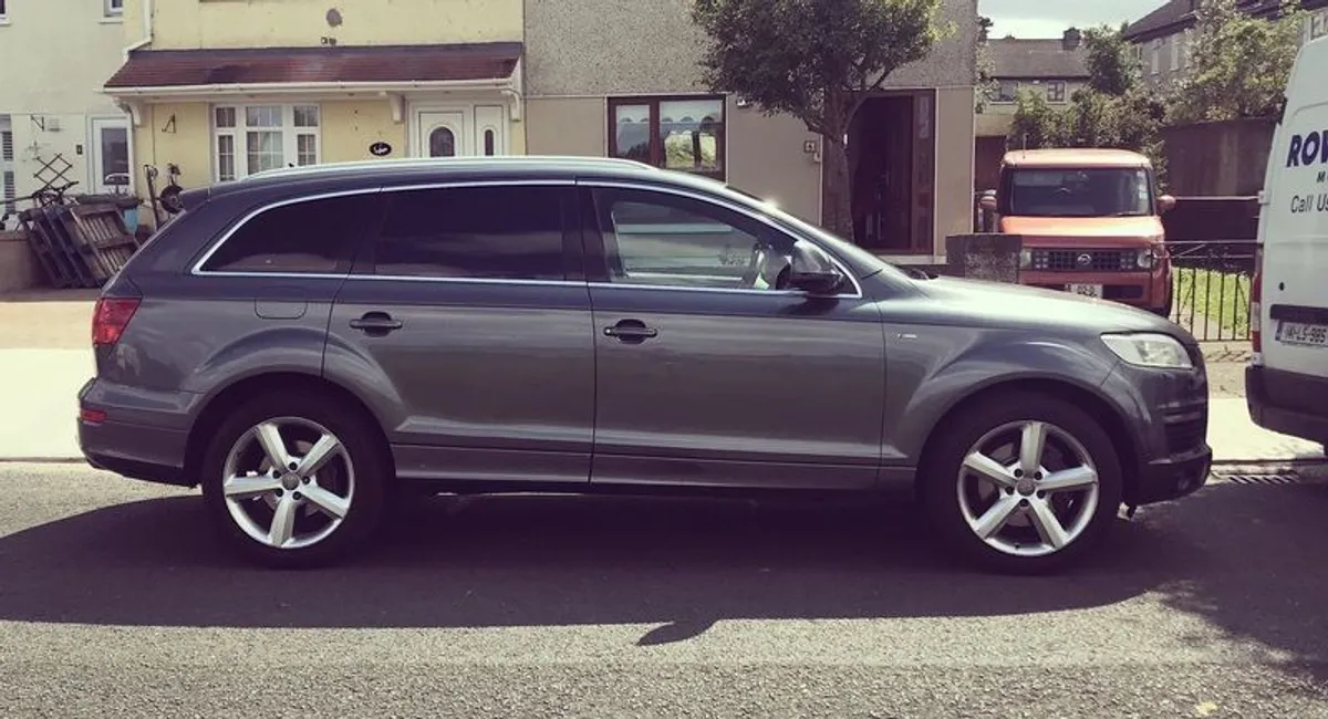 2007 Audi Q7 - Image 1