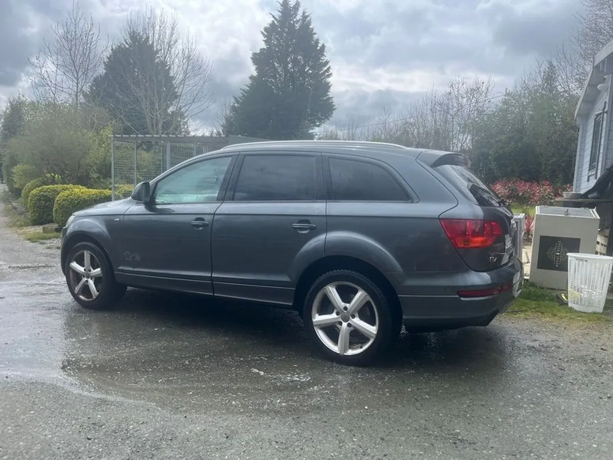 2007 Audi Q7 - Image 2