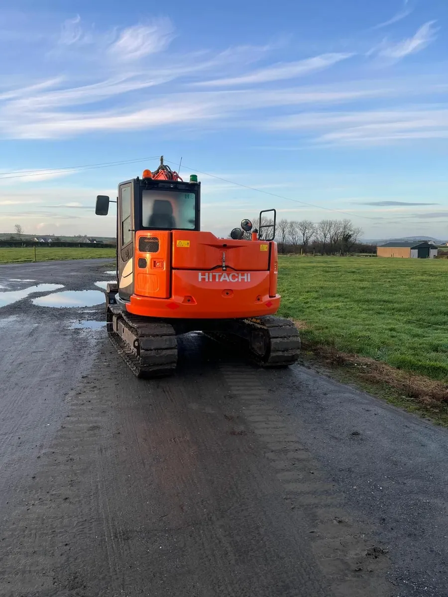 HITACHI ZAXIS 85-6 - Image 1