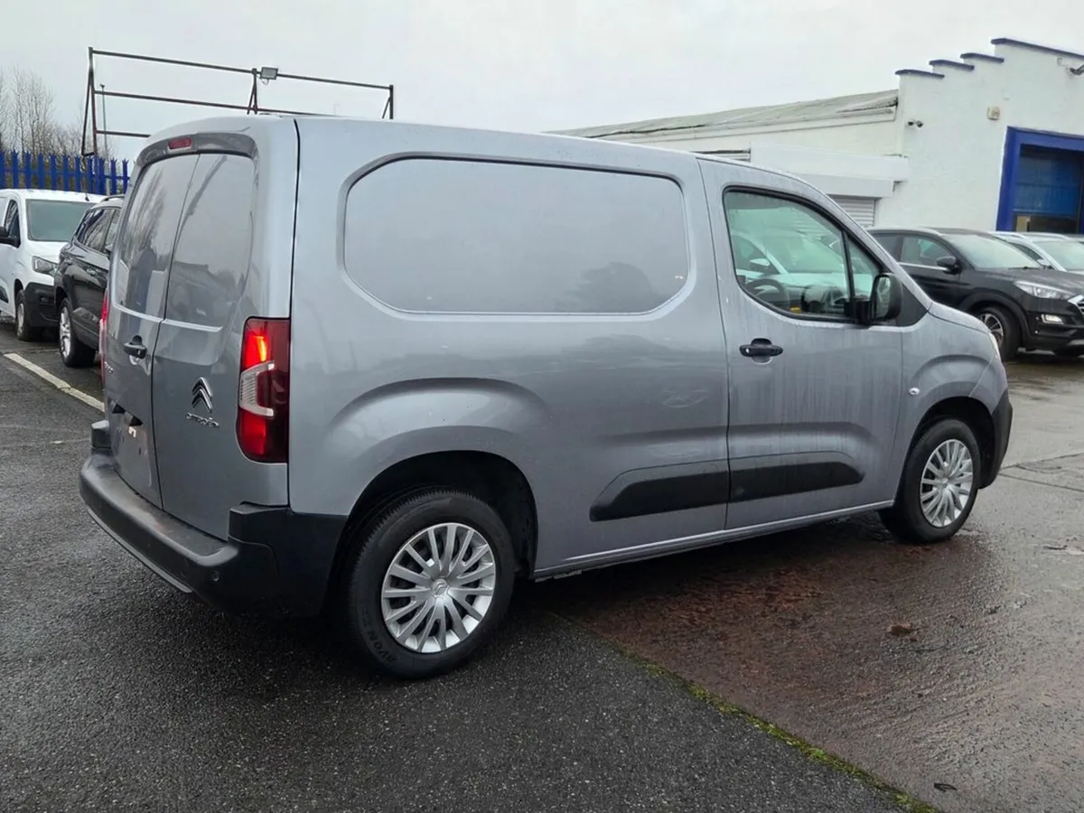 Citroen Berlingo 650 ENTERPRISE PRO M BLUEHDI - Image 4