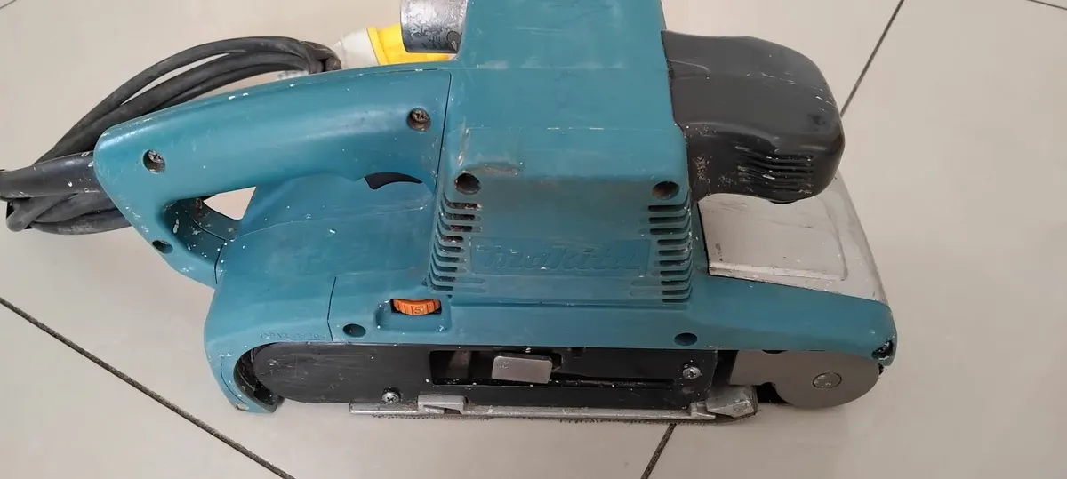 Makita 9404 Belt Sander 110v "Serviced" - Image 3