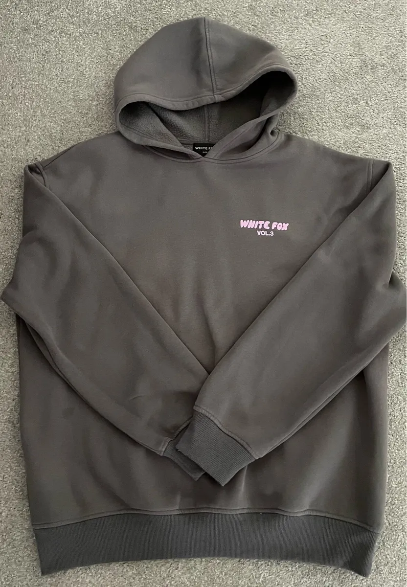 White fox tracksuit - Image 2