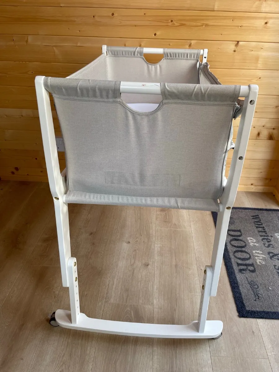 SnuzPod Studio Crib - Oslo Grey - Image 4